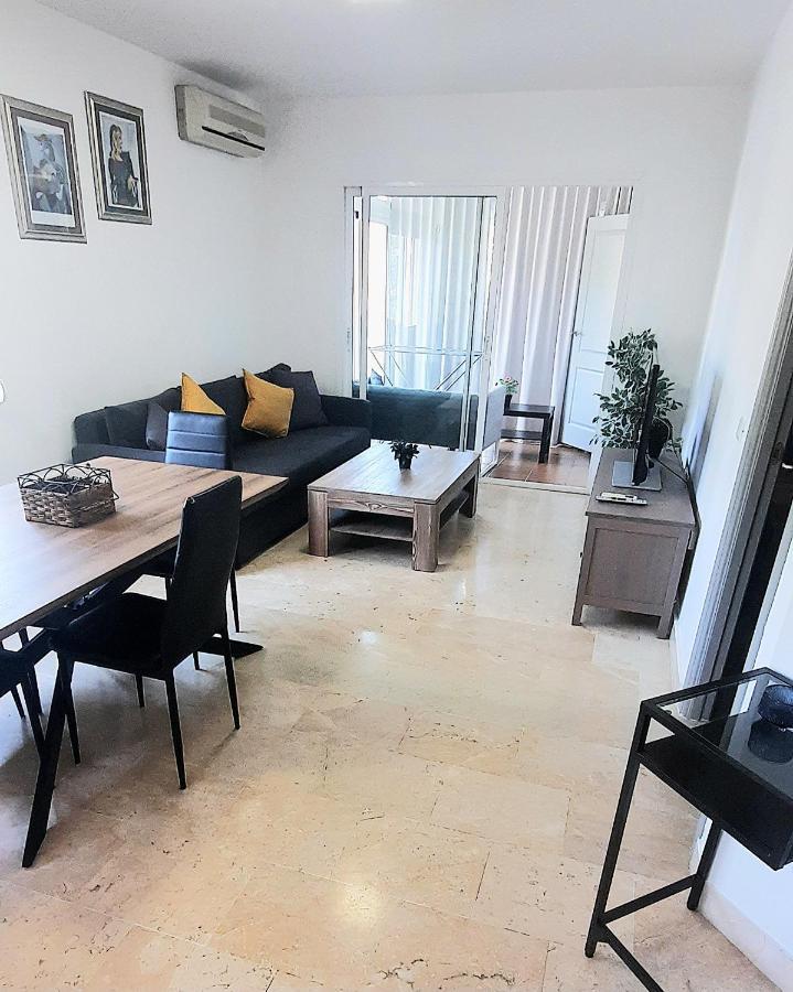 Apartamento Los Pacos Fuengirola فوينخيرولا المظهر الخارجي الصورة