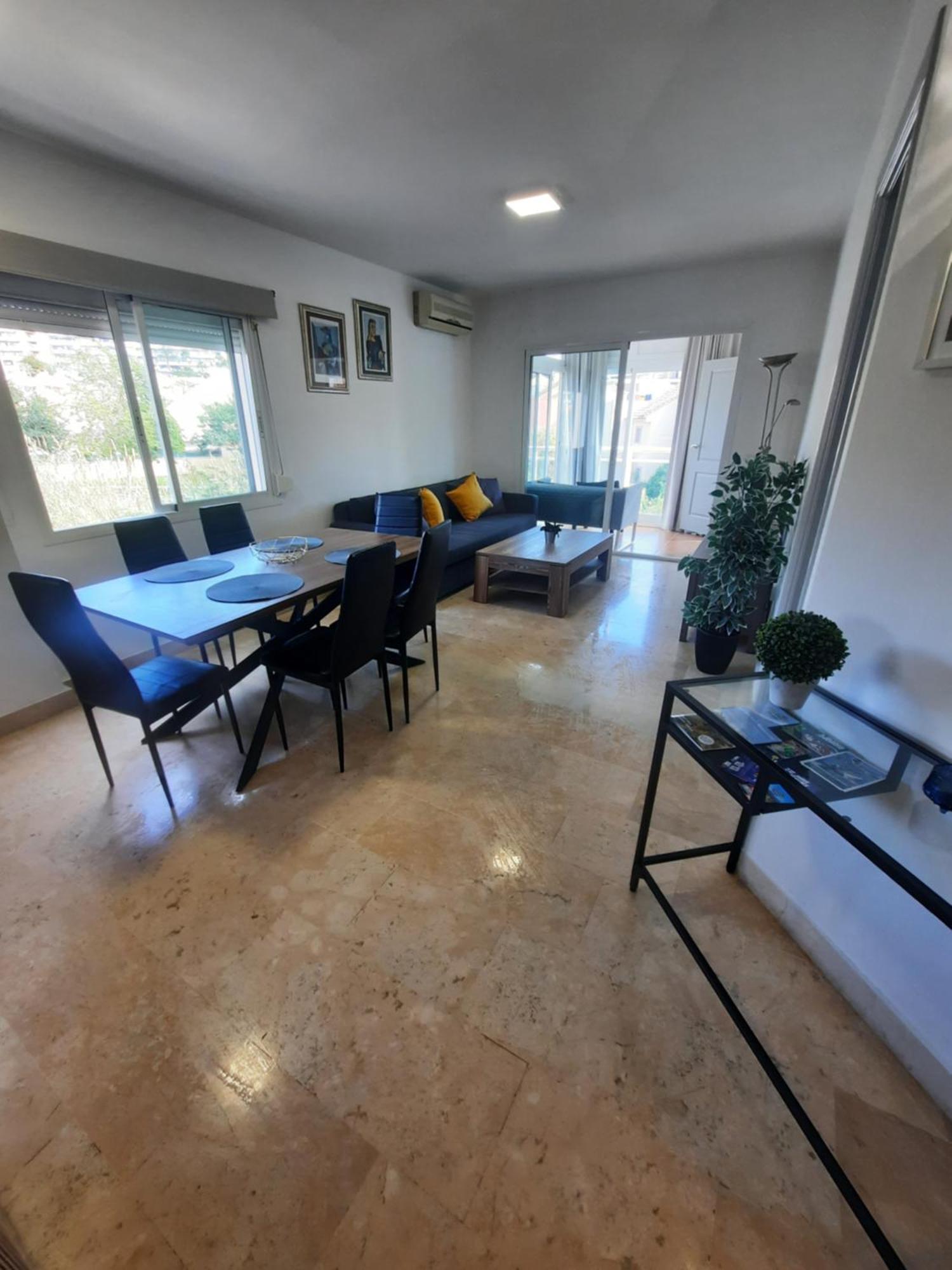 Apartamento Los Pacos Fuengirola فوينخيرولا المظهر الخارجي الصورة