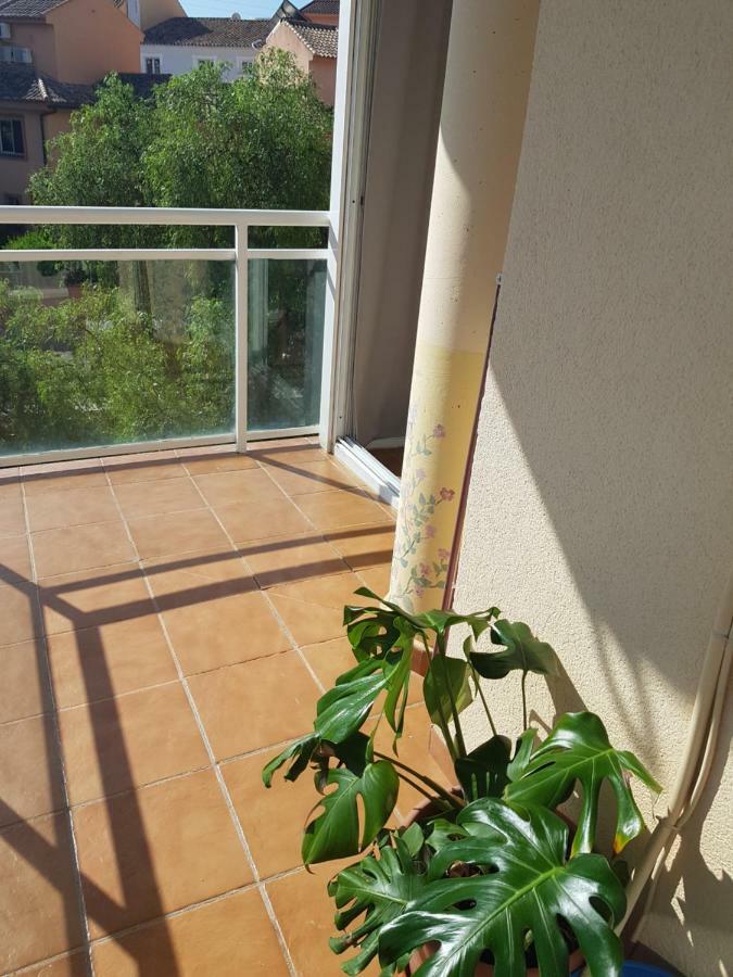Apartamento Los Pacos Fuengirola فوينخيرولا المظهر الخارجي الصورة