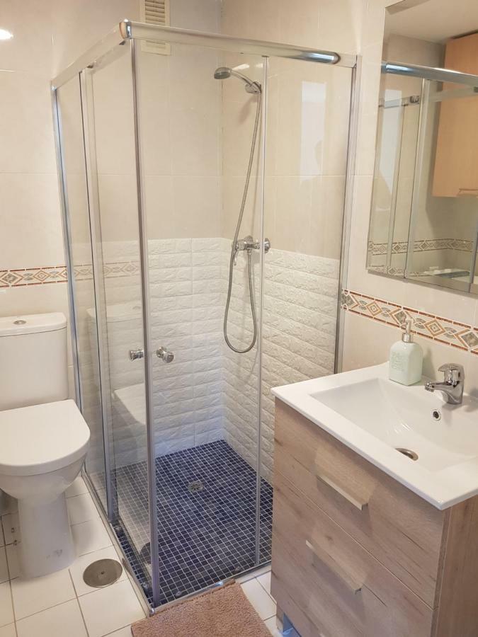 Apartamento Los Pacos Fuengirola فوينخيرولا المظهر الخارجي الصورة
